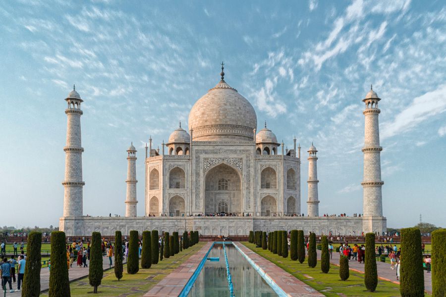 Taj Mahal Tour by Gatimaan Express Train